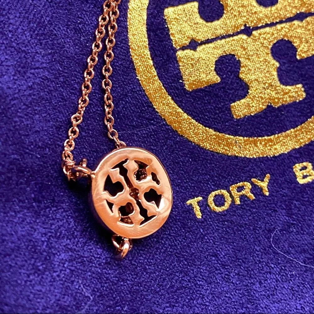 NWOT Tory Burch Rose Gold Tone Pave Circle Double T Logo Pendant Necklace